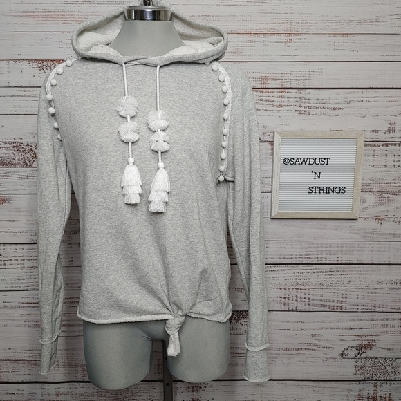 GENERATION Love Pompom Tassel Hoodie Size S - Picture 2 of 12